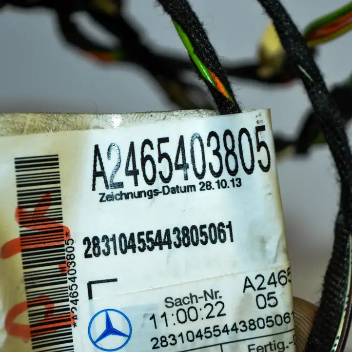 Mercedes-Benz A W176 (2012 - 2018) A2465403805 Проводка передней двери — фото 4