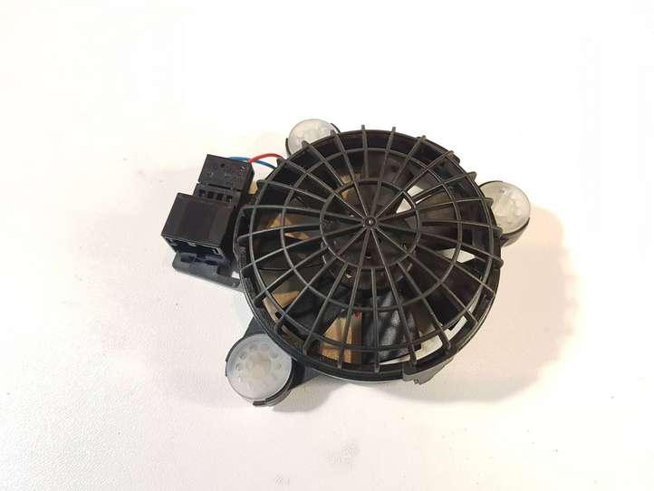Volkswagen ID.4 (2020 - )  1EA941052A Вентилятор  охлаждения блока управления двигателем