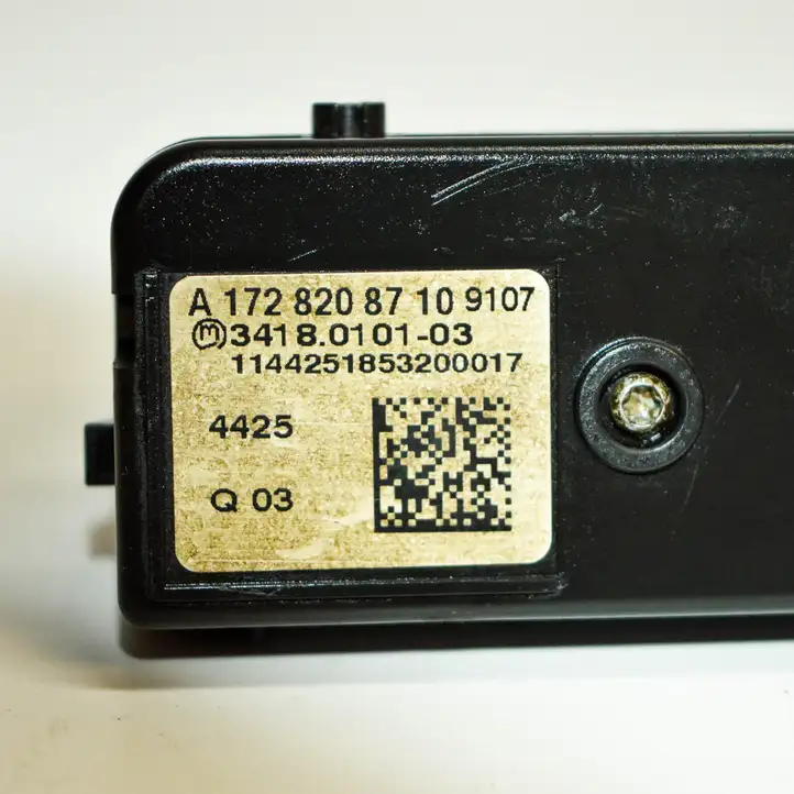 Mercedes-Benz A W176 (2012 - 2018) A1728208710 Блок кнопок на панели — фото 5