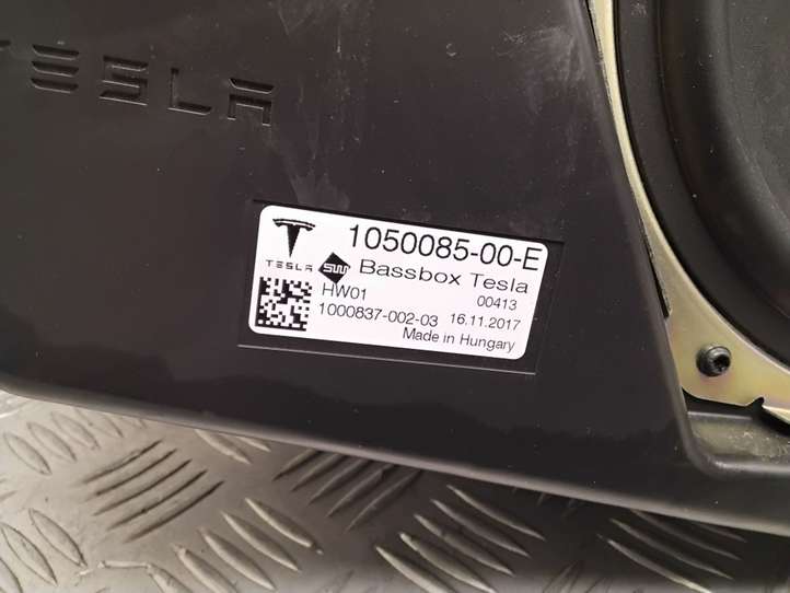 Tesla Model X (2015 - 2021)  105008500E Громкоговоритель в панели