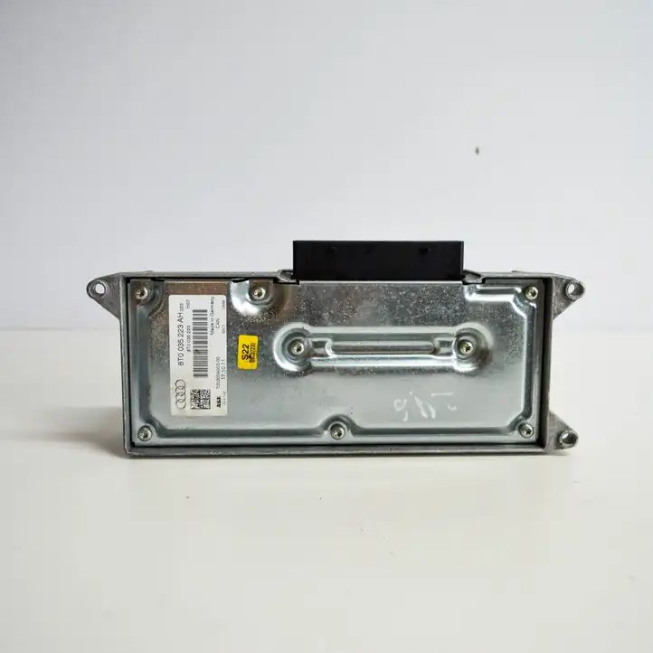 Audi A4 S4 B8 8K (2007 - 2011) 8T0035223AH Усилитель звука — фото 5