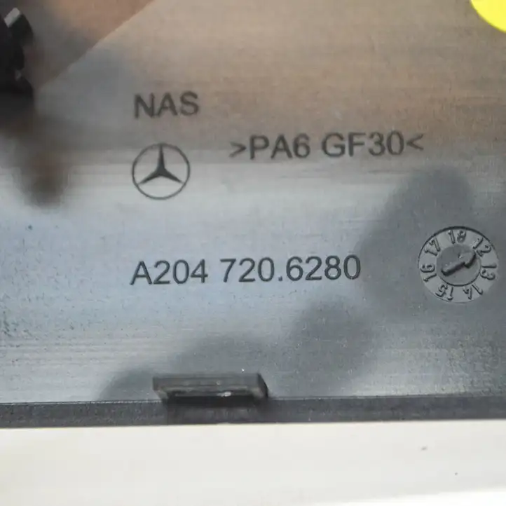 Mercedes-Benz C W204 (2007 - 2014) A2047206280 Прочая отделка передней двери — фото 6