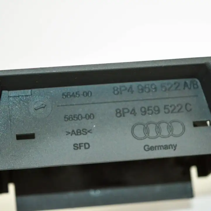 Audi A3/S3 8P (2008 - 2013) 8P4959522AB Прочие детали салона — фото 5