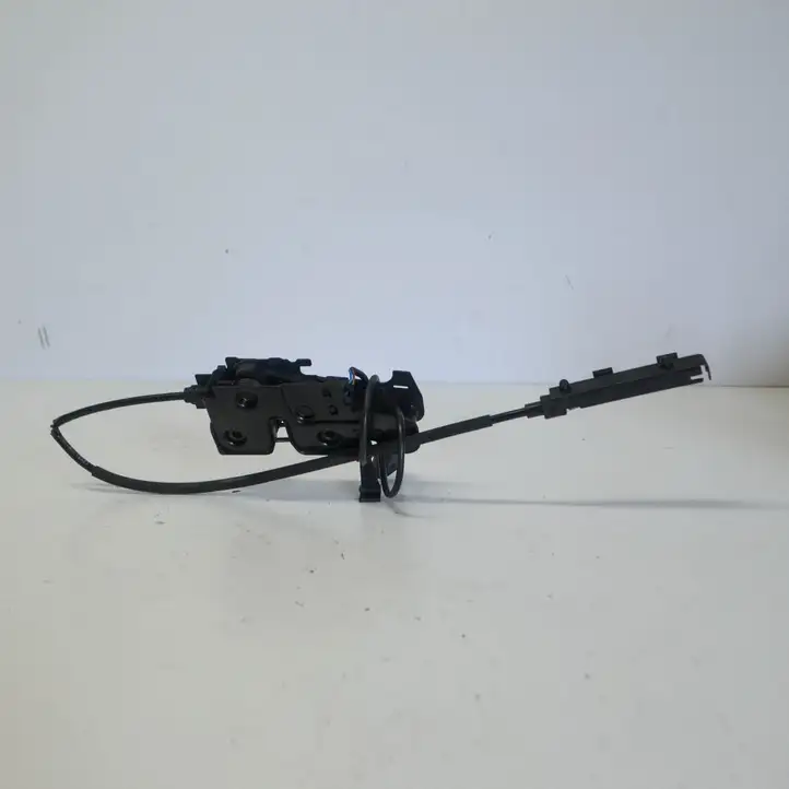 Audi A4 S4 B8 8K (2007 - 2011) 8K2823746 Замок капота — фото 1