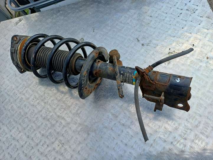 Nissan Qashqai (2010 - 2013)  54302BR04A Передний амортизатор с пружиной