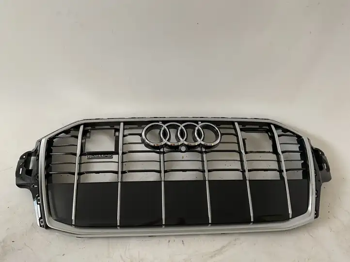 Audi Q7 4M (2015 - ) 4m0853651 Верхняя решетка радиатора — фото 1