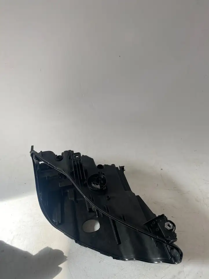 BMW 3 G20 G21 (2019 - ) 1401000301 Передняя фара — фото 2