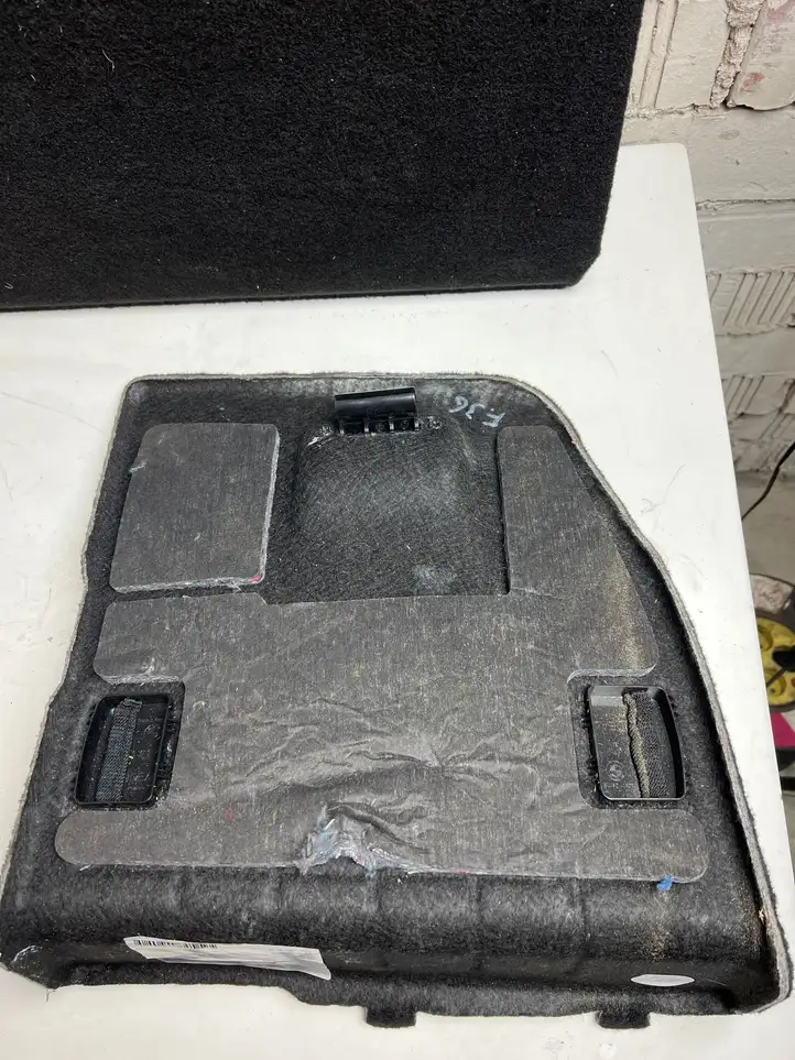 BMW 4 F32 F33 (2013 - 2017) 14606314 Прочая отделка багажника — фото 3