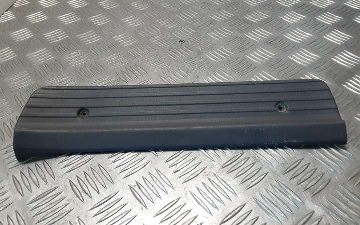 Toyota Land Cruiser (HDJ90) (1996 - 2002)  6791860020 Отделка заднего порога (внутренняя)
