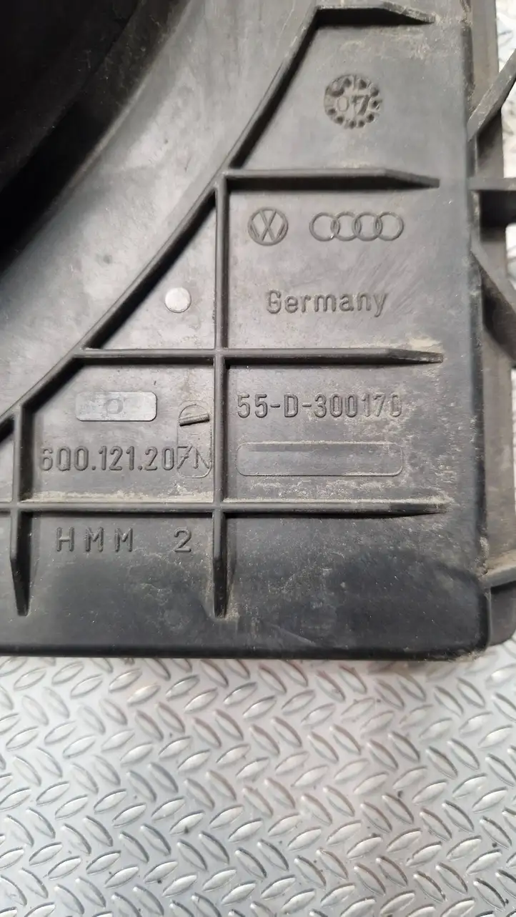 Skoda Fabia Mk2 (5J) (2007 - 2014) 6Q0121207N Дифузор радиатора — фото 2