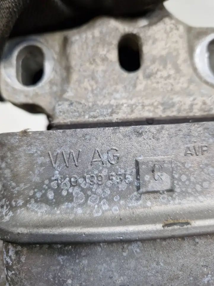 Seat Leon (1P) (2005 - 2012) 1K0199555 Опора двигателя — фото 2