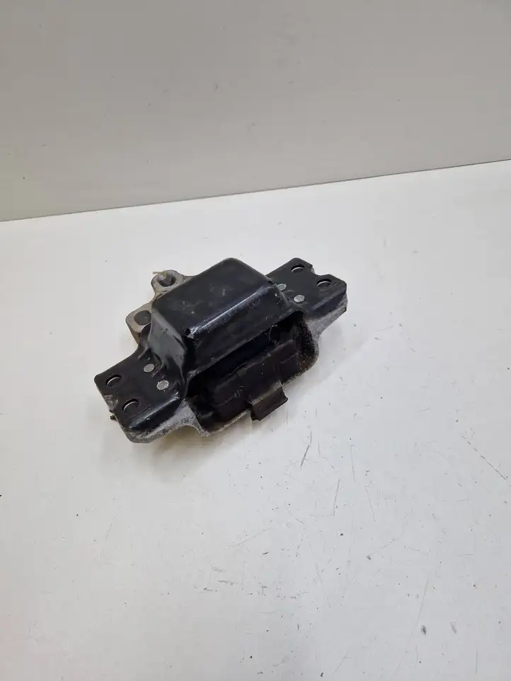 Seat Leon (1P) (2005 - 2012) 1K0199555 Опора двигателя — фото 3