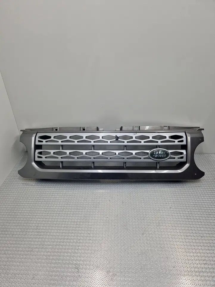 Land Rover Discovery 4 - LR4 (2009 - 2013) AH228138B Верхняя решетка радиатора — фото 1
