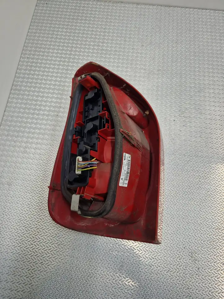 Citroen Xsara Picasso (1999 - 2012) 9650005780 Задний фонарь в кузове — фото 4