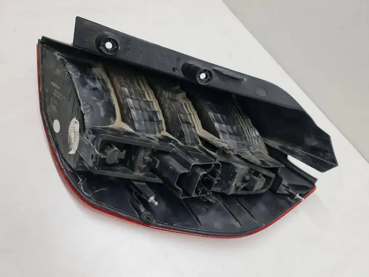 Renault Scenic II - Grand scenic II (2003 - 2006) 15911500 Задний фонарь в кузове — фото 4