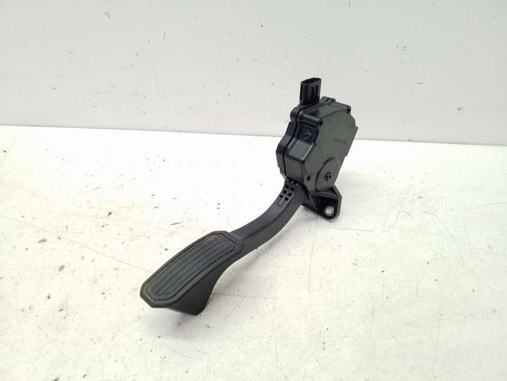 Toyota Prius+ (ZVW40) (2011 - 2018)  7811012050 Педаль акселератора