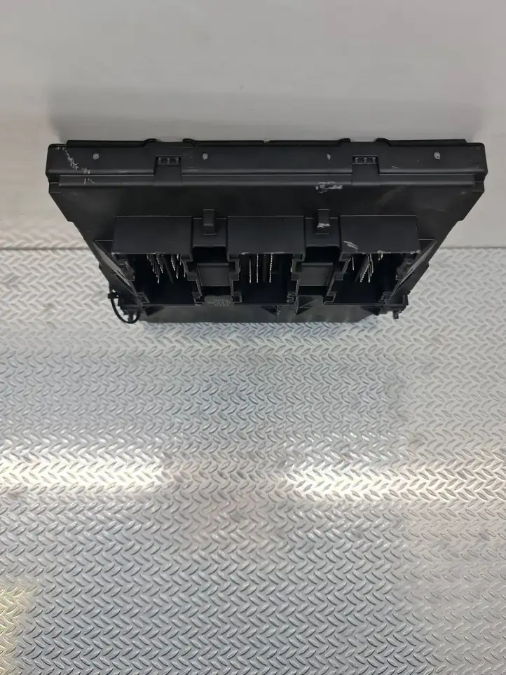 Volkswagen PASSAT B7 (2011 - 2014) 3AA937087A Модуль комфорта — фото 4