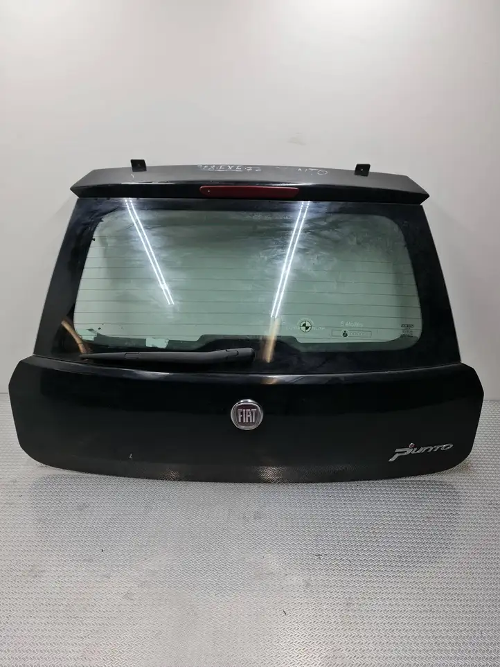 Fiat Punto (188) (1999 - 2010) Крышка багажника — фото 1