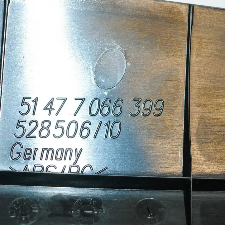 BMW 5 E60 E61 (2004 - 2010) 7066399 Прочие детали салона — фото 5