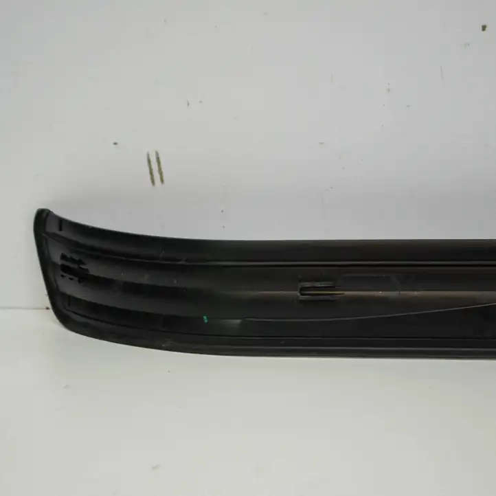 BMW 5 E60 E61 (2004 - 2010) 7074509 Верхняя обшивка стойки B — фото 5