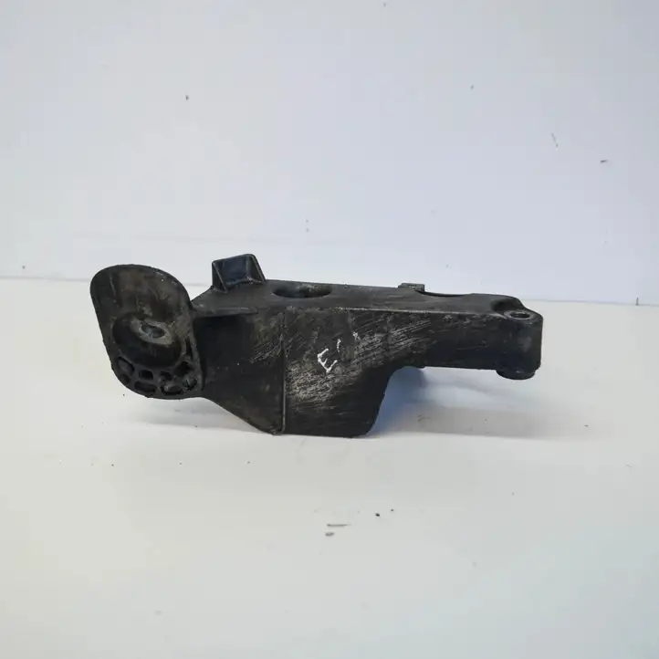 BMW 5 E60 E61 (2004 - 2010) 6777053 Кронштейн двигателя — фото 5