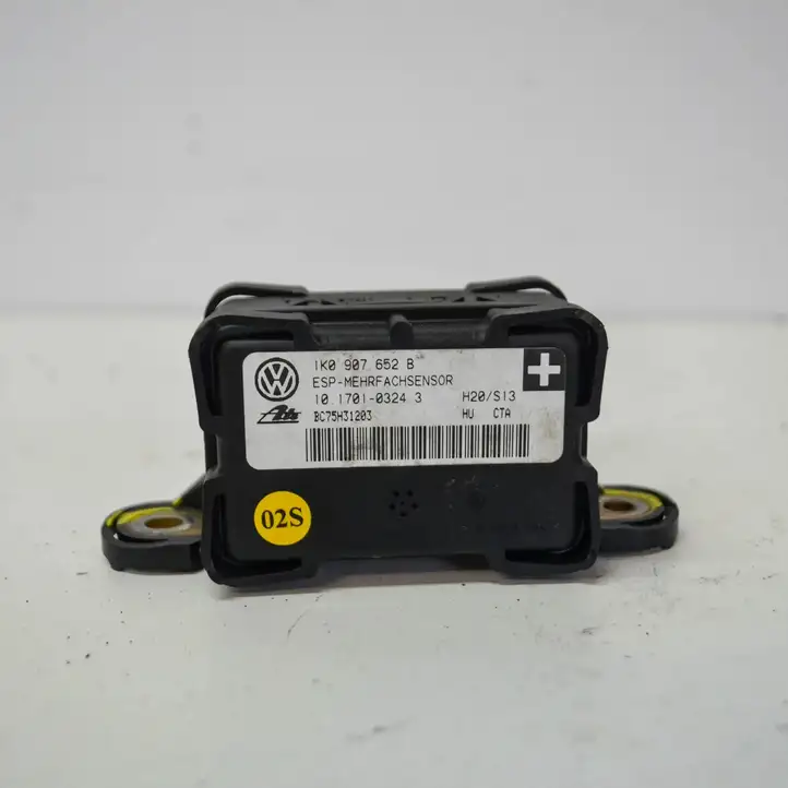 Skoda Octavia Mk2 (1Z) (2004 - 2013) 1K0907652B Датчик ускорения — фото 1