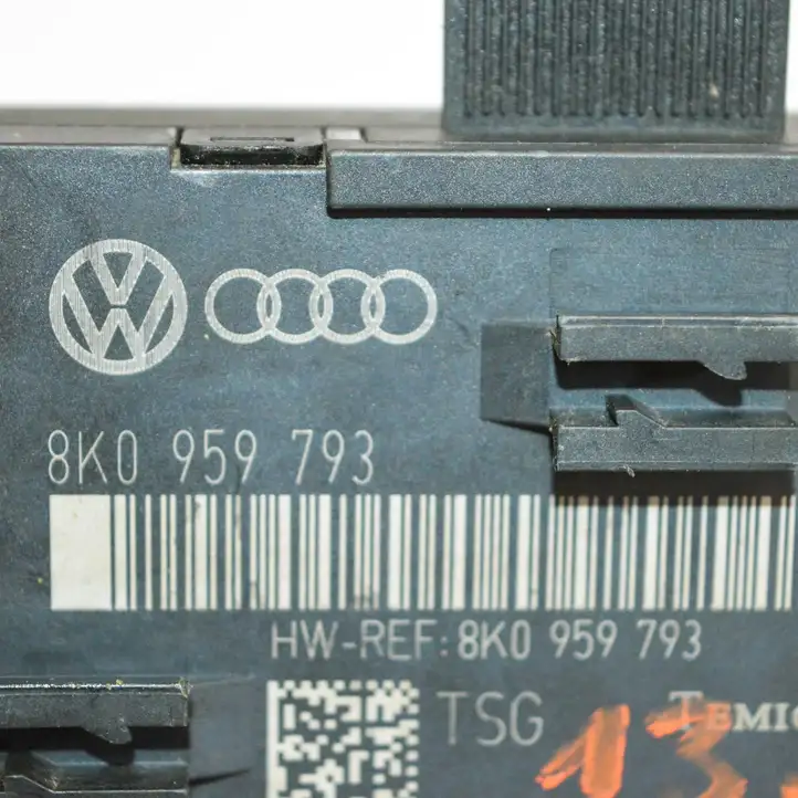 Audi A4 S4 B8 8K (2007 - 2011) 8K0959793 Блок управления дверью — фото 4