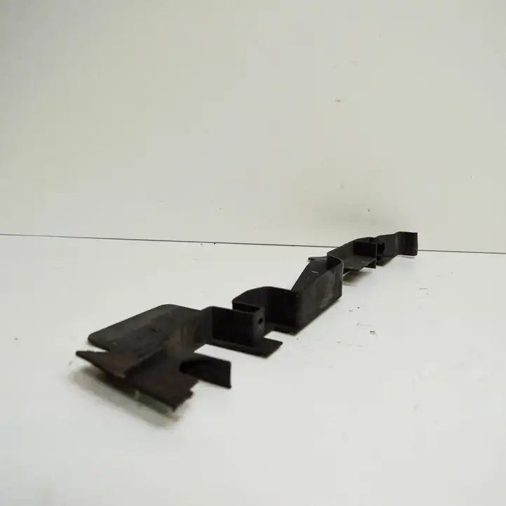 Seat Exeo (3R) (2008 - 2013) 3R0121284 Прочие детали моторного отсека — фото 2