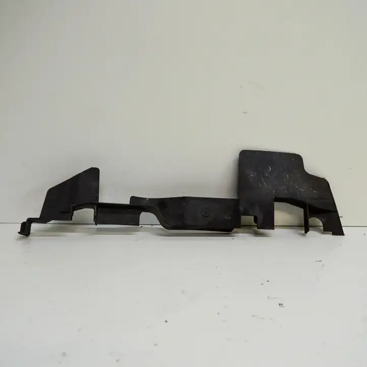 Seat Exeo (3R) (2008 - 2013) 3R0121284 Прочие детали моторного отсека — фото 3