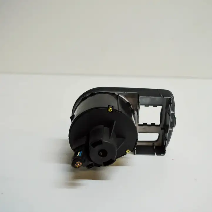 Audi A3/S3 8P (2004 - 2008) 8P2941531Q Включатель фонарей — фото 3