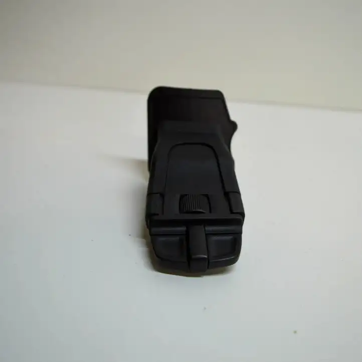 Seat Ibiza IV (6J,6P) (2008 - 2017) 5J0959849 Кнопка фаркопа в багажнике — фото 4