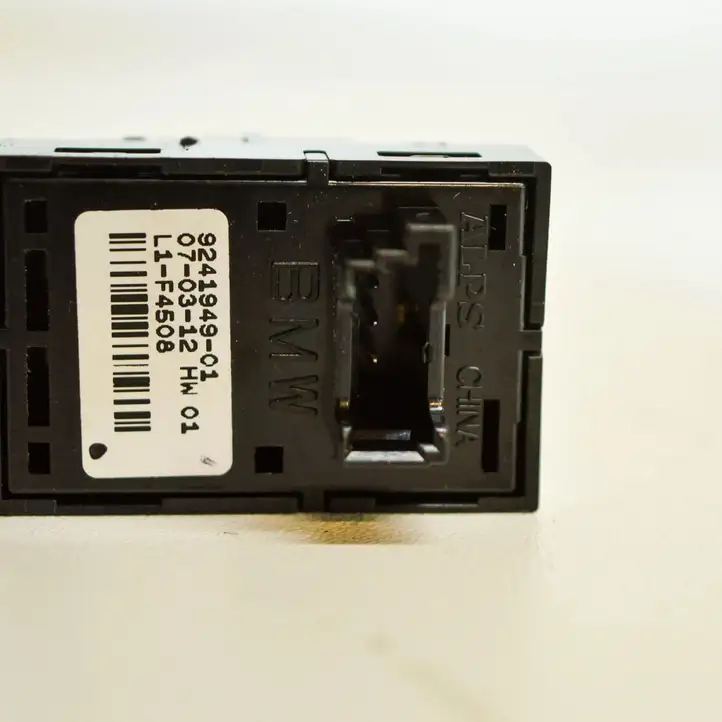 BMW 5 F10 F11 (2009 - 2016) 9241949 Блок кнопок стеклоподъемников — фото 4
