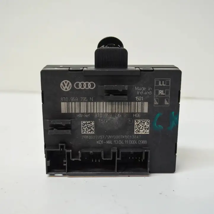 Audi A4 S4 B8 8K (2007 - 2011) 8T0959795N Блок управления дверью — фото 1