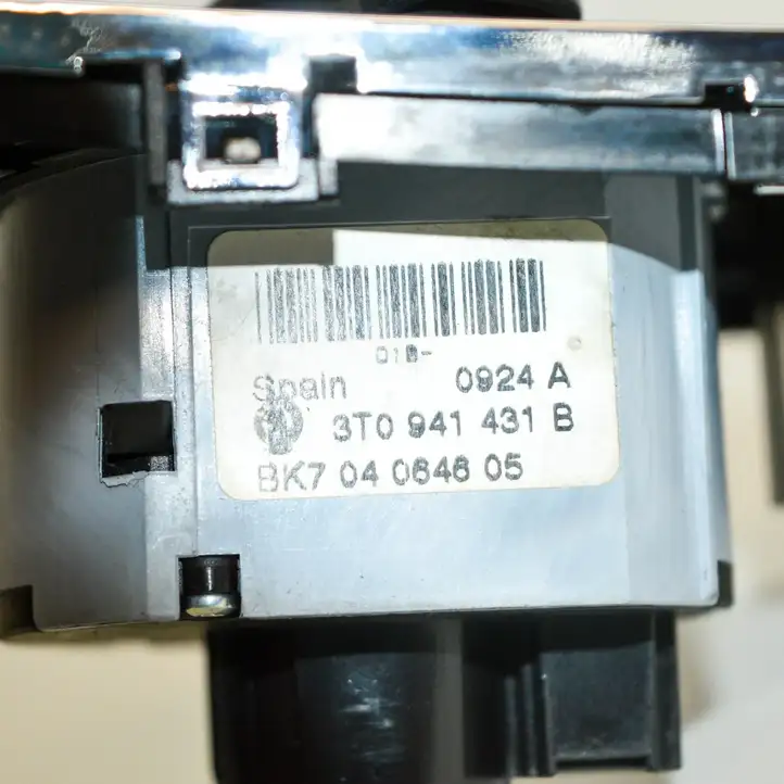 Skoda Superb B6 (3T) (2008 - 2015) 3T0941431B Включатель фонарей — фото 7