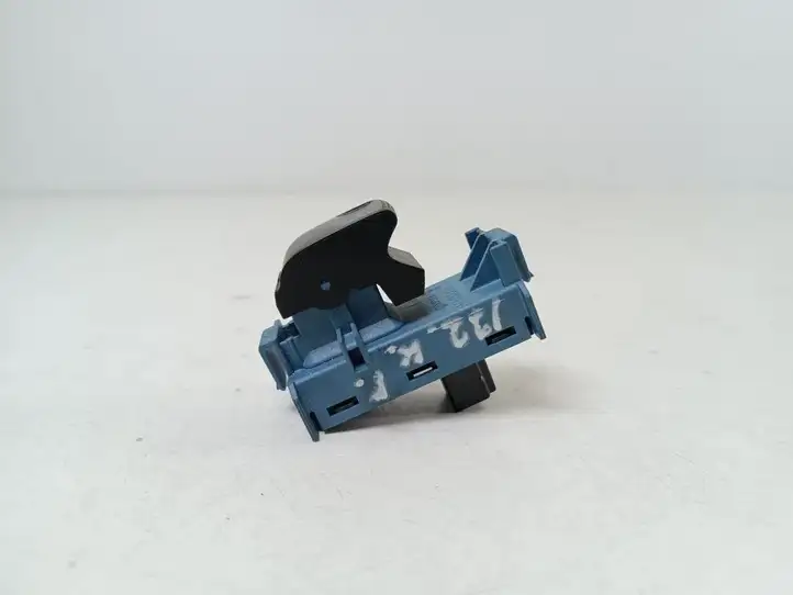Toyota Verso (2009 - 2012) 84810-05070 Блок кнопок стеклоподъемников — фото 3