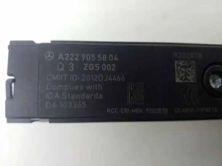 Mercedes-Benz A W176 (2012 - 2018) A2229055804 Усилитель антенны — фото 2