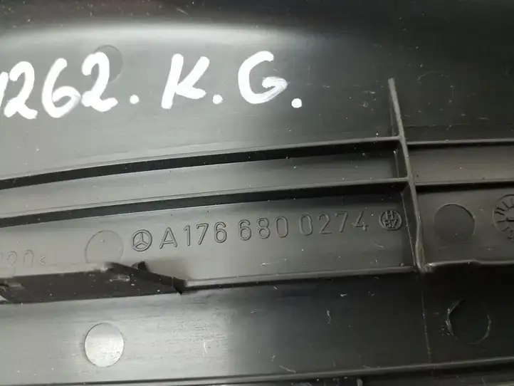 Mercedes-Benz A W176 (2012 - 2018) A1766800274 Внутренняя отделка заднего порога — фото 3