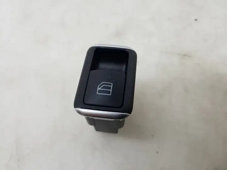 Mercedes-Benz A W176 (2012 - 2018) A2049058102 Блок кнопок стеклоподъемников — фото 1