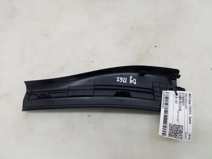 Mercedes-Benz A W176 (2012 - 2018) A1766800374 Внутренняя отделка заднего порога — фото 3