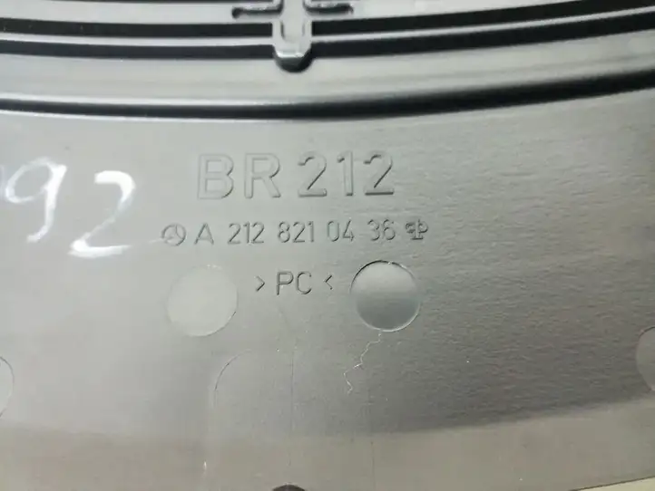 Mercedes-Benz E W212 (2009 - 2016) A2128210436 Прочие детали салона — фото 2