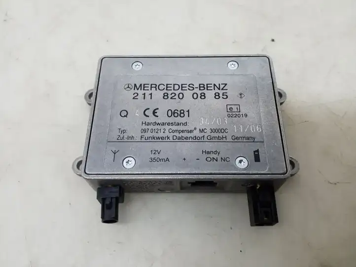 Mercedes-Benz ML W164 (2005 - 2011) A2118200885 Усилитель антенны — фото 1