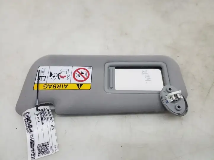 Lexus IS III XE30 (2013 - 2016) 7432053460 Солнцезащитный козырек — фото 1