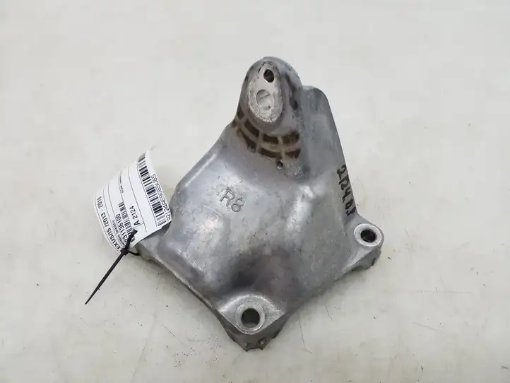 Lexus IS III XE30 (2013 - 2016) 1231136100 Кронштейн двигателя — фото 1