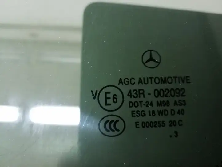 Mercedes-Benz GLK X204 (2008 - 2016) A2046703054 Заднее боковое стекло — фото 4