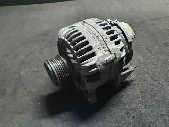 Volkswagen Polo (2001 - 2005)  028903028E Генератор