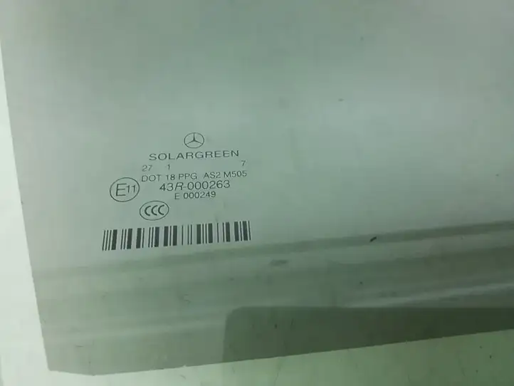 Mercedes-Benz S W221 (2005 - 2013) A2217201418 Стекло передней двери — фото 2
