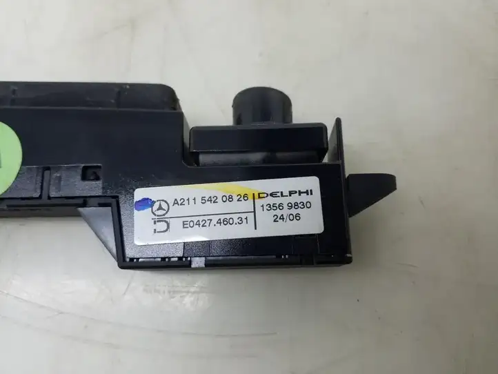 Mercedes-Benz E W211 (2002 - 2009) A2115420826 Другие включатели / ручки/ переключатели — фото 3
