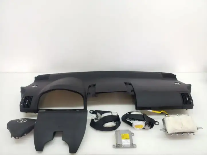 Toyota Corolla Verso AR10 (2004 - 2009) Комплект подушек безопасности с торпедой — фото 1