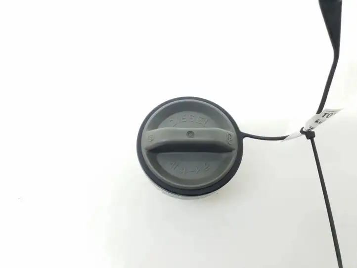Toyota Corolla Verso AR10 (2004 - 2009) 7730060010 Крышка топливного бака — фото 1