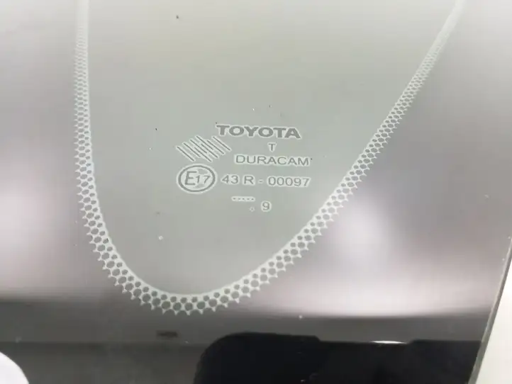 Toyota Verso (2009 - 2012) 627200F030 Заднее боковое стекло — фото 2